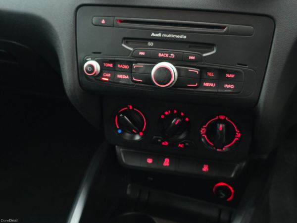 152 Audi A1 1.6 TDI SPORT 380622028