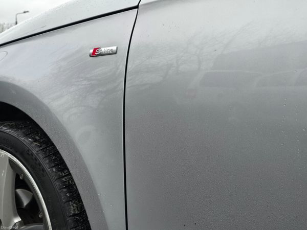 152 Audi A1 1.6 TDI SPORT 380622034