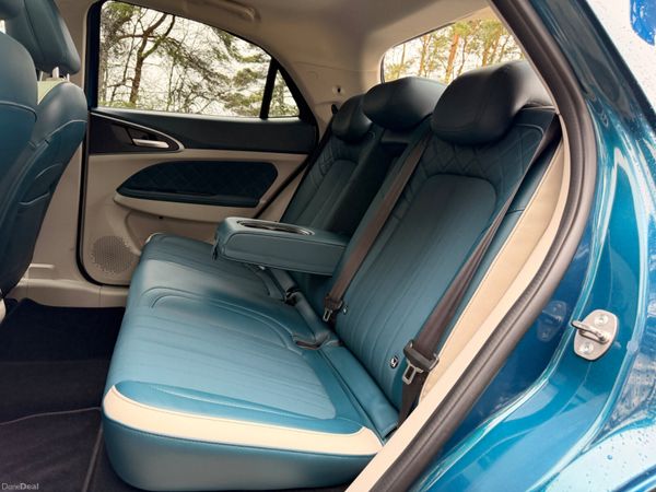 Ora Funky Cat 2023  420km Range Top Spec 380631464