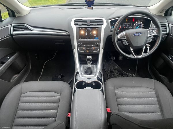 Ford Mondeo 2017 H/ Back TDI 380758420