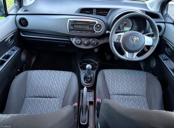 2014 Toyota Yaris Low Mileage 380766894