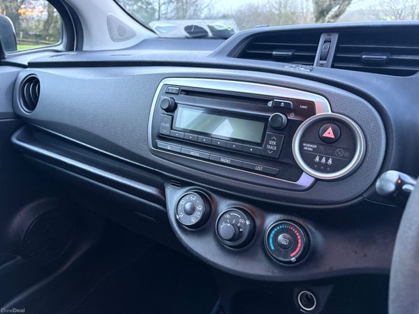 2014 Toyota Yaris Low Mileage 380767086