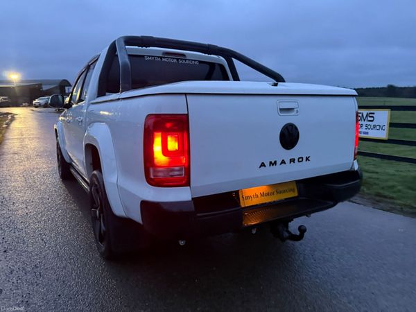 151 Volkswagen Amarok Highline 180bhp black Ed 380783544