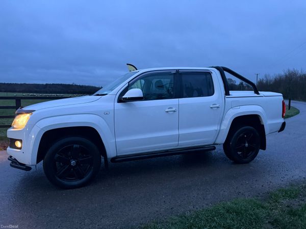151 Volkswagen Amarok Highline 180bhp black Ed 380783546