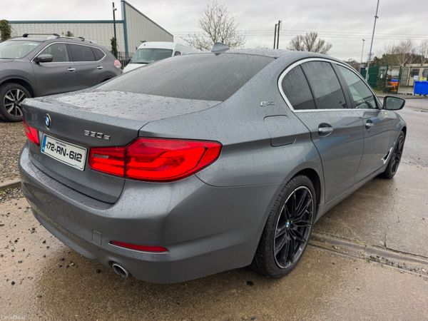 BMW 5-Series 2017 530e plugin hybrid 380784978