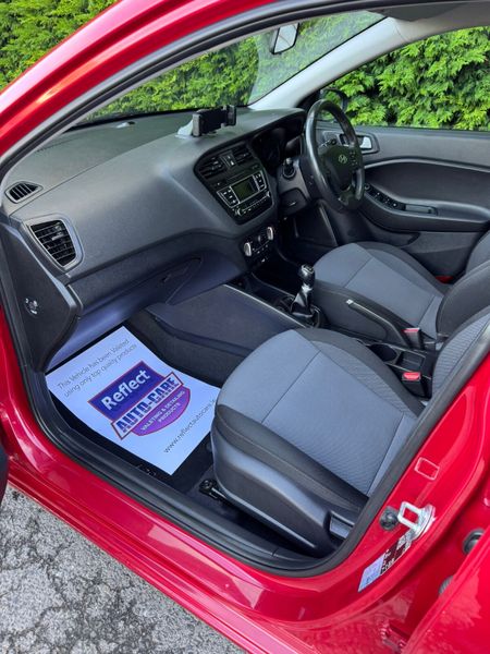 Hyundai i20 2018 DELUXE 1.2 Drives Perfect 380785614