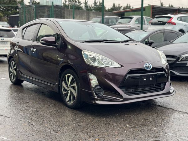 2017 Toyota aqua Hybrid Automatic 380794756