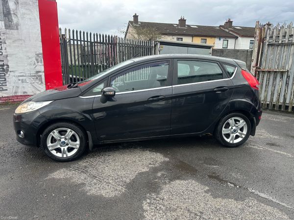 Ford Fiesta 1.4 Petrol AUTO NCT LOW KMS 380724540