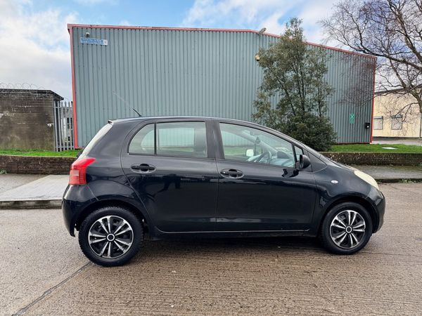 Toyota Yaris 2006 380728360