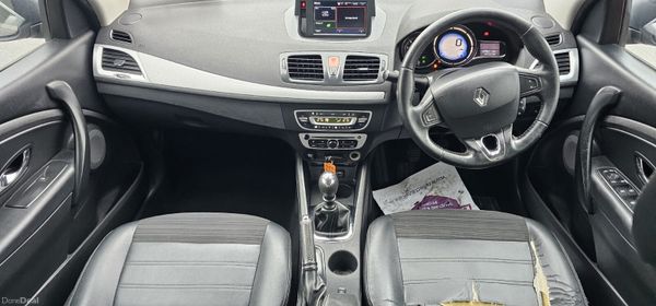 Renault Fluence 2016 380734448