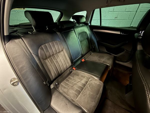 171 Skoda Superb 2Ltr TDi SE Exe Estate 380848128