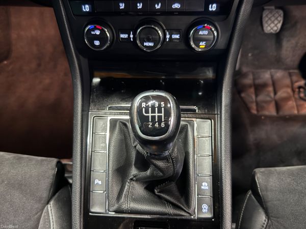 171 Skoda Superb 2Ltr TDi SE Exe Estate 380848248