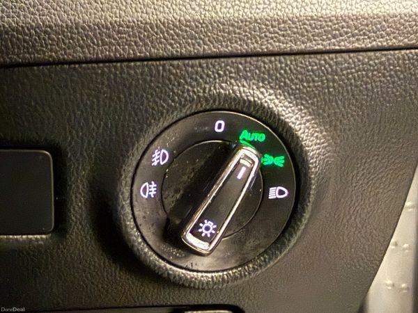 171 Skoda Superb 2Ltr TDi SE Exe Estate 380848284