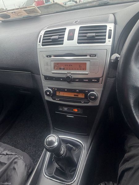 Toyota Avensis 2013 380855300