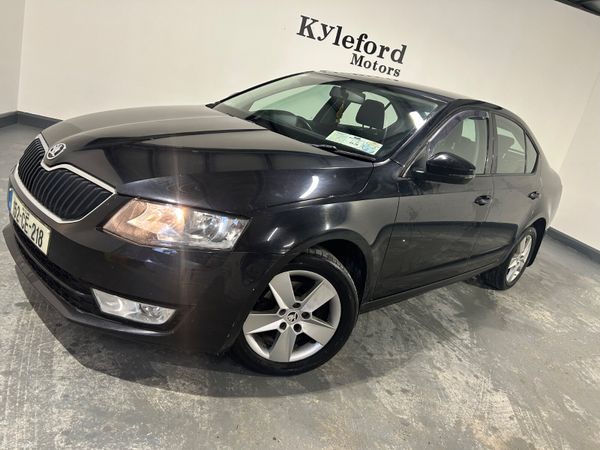 Skoda Octavia 2015 380875060