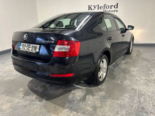 Skoda Octavia 2015 380875076