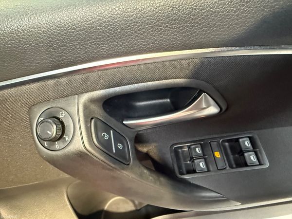 2016 Volkswagen Polo 1.2 Automatic ,31K Miles 380879496