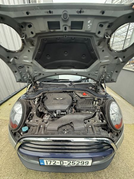 Mini Cooper. Auto. 91 Km. 1.5 D. 2-Year Warranty. 380887304