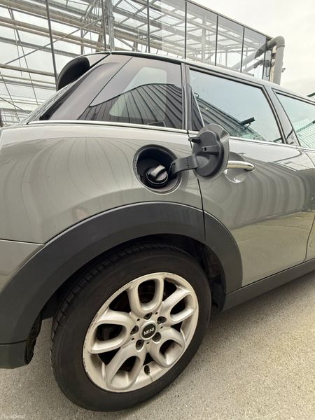 Mini Cooper. Auto. 91 Km. 1.5 D. 2-Year Warranty. 380887310