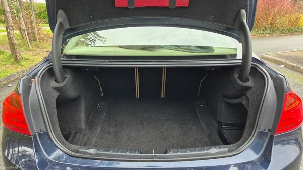 2012 BMW 318D Automatic 380800868