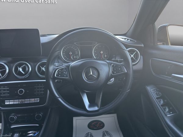 2017 MERC A180 (S16) 380809922