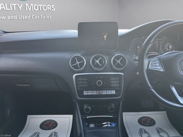 2017 MERC A180 (S16) 380809924