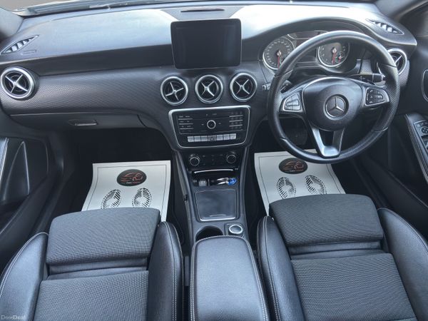 2017 MERC A180 (S16) 380809926