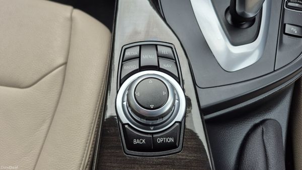 2017 BMW 318d Automatic Low Km 380816102