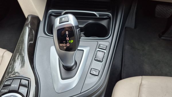 2017 BMW 318d Automatic Low Km 380816110