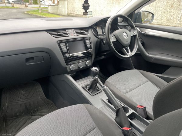 Skoda Octavia 1.6 Inly 114,000 Klms ! 380820314