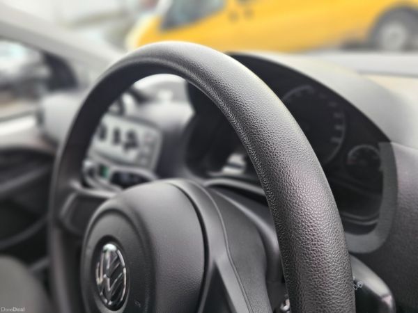 VW UP! // ONE OWNER IRISH CAR // NEW 2027 NCT 380978592