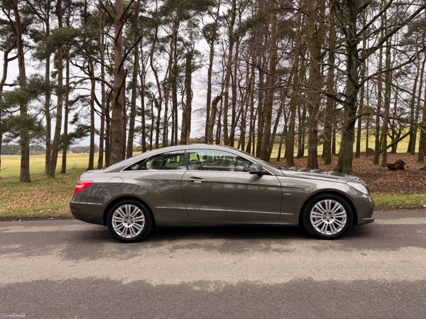 Mercedes-Benz E-Class 2011 380900194