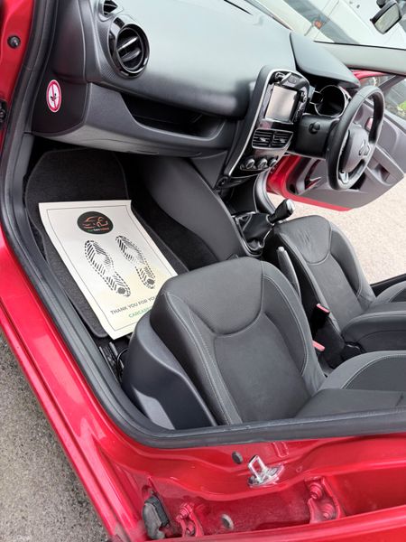 Renault Clio 0.9 Petrol Iconic TCE New NCT 380906342