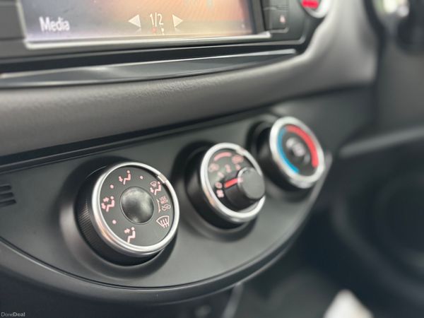 2015 Toyota Yaris 1.4 D-4D 90 5Dr Luna 6speed 380916198