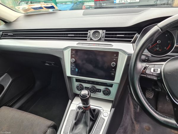 Volkswagen Passat 2018 380922186