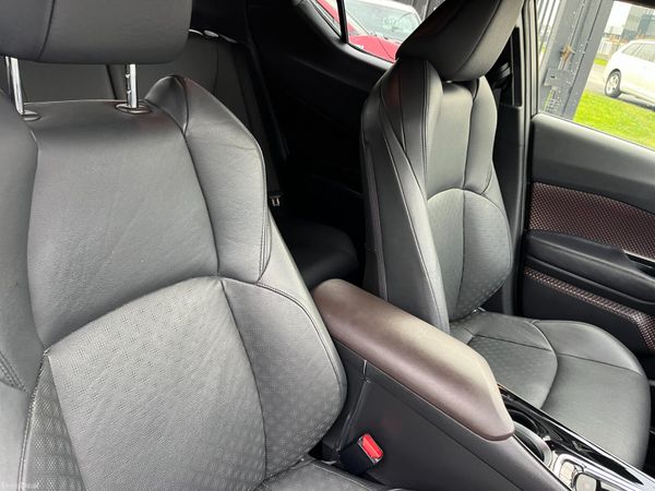 TOYOTA C-HR 2017, 1.8 HYBRID AUTO LOW KM HIGH SPEC 380925794