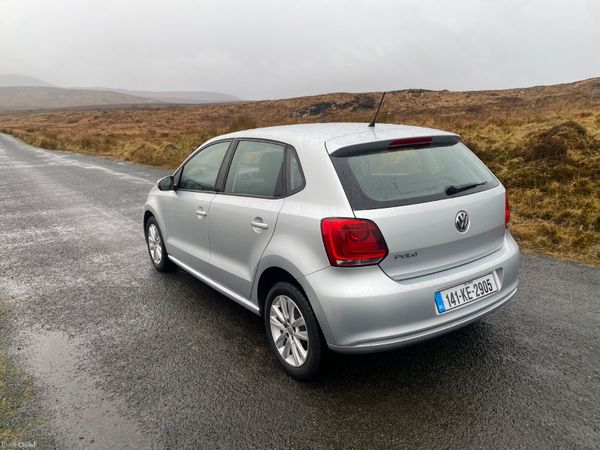 Volkswagen Polo 2014 380935980