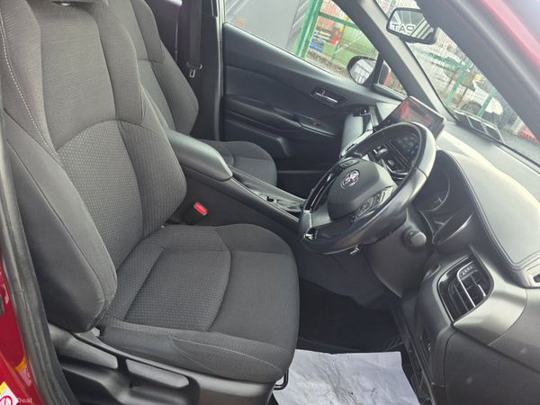 Toyota C-HR 2017 380938728