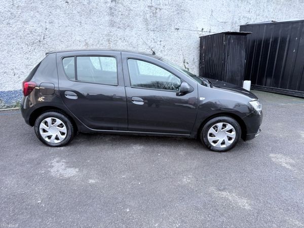 Dacia Sandero 1.0 Petrol Low Kms New NCT 381056312