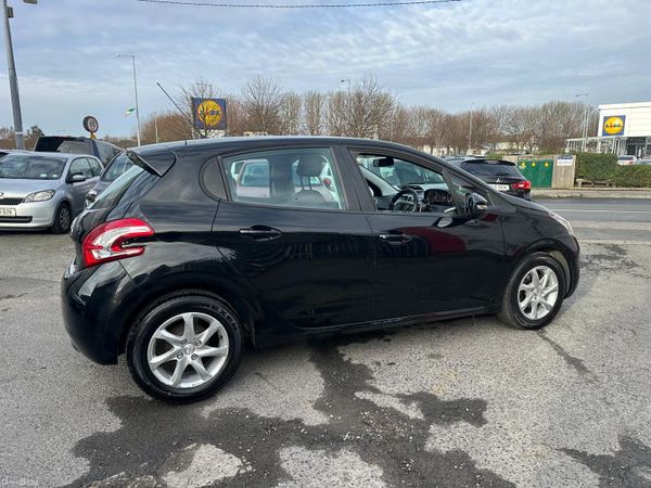 Peugeot 208 1.2 petrol VTI AUTO NCT LOW KMS 381088976