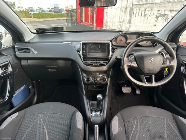 Peugeot 208 1.2 petrol VTI AUTO NCT LOW KMS 381088982