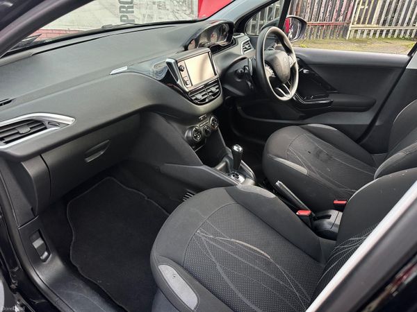 Peugeot 208 1.2 petrol VTI AUTO NCT LOW KMS 381089000