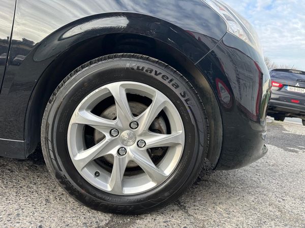 Peugeot 208 1.2 petrol VTI AUTO NCT LOW KMS 381089012