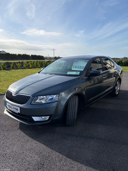 Skoda Octavia 2015 381093008
