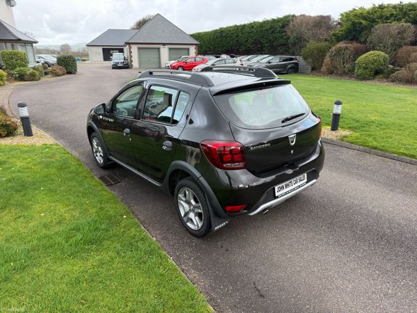 Dacia Sandero Stepway 1.5 DCI 381096334