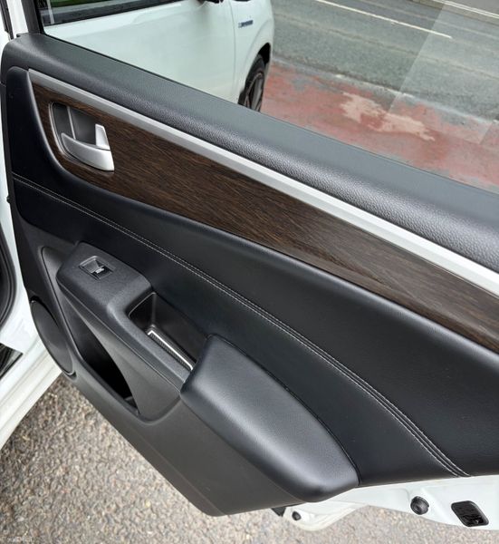 2016 Honda Jade 1.5 Hybrid 6 Seater 381021940