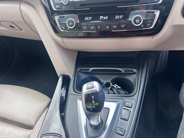 2017 BMW 330e SPORT AUTO CREAM LEATHER LOW KMS 381168340