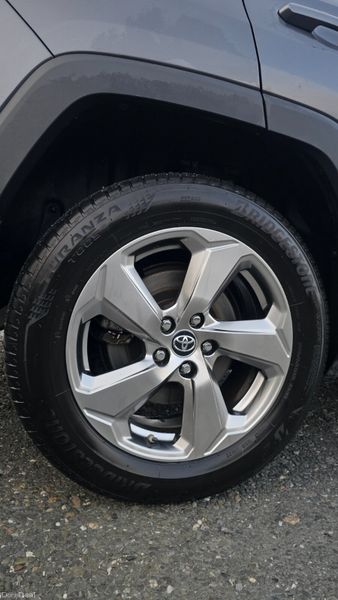 // Deposit Taken // 381180628