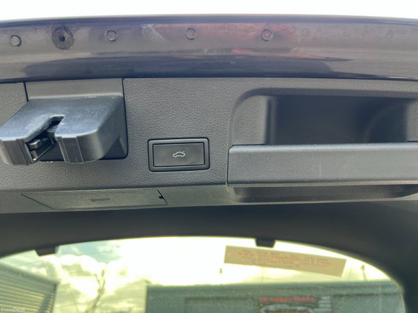 2021 (212) Volkswagen Arteon R Line 1.4 TSI Hybrid 381188386