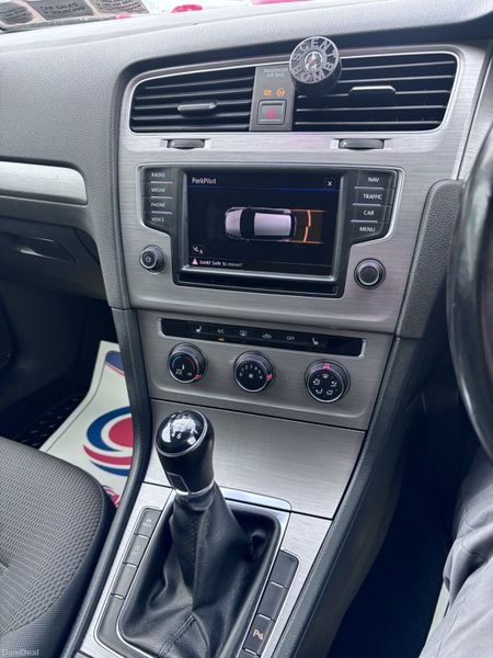 2017 Volkswagen Golf 2.0 L TDI HIGHLINE 381192308